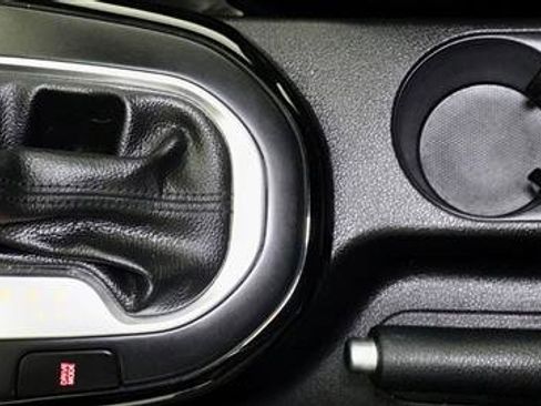 Used 2020 Kia Forte GT-Line image 21