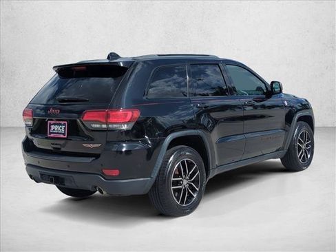 Used 2018 Jeep Grand Cherokee Trailhawk AWD/4WD image 5