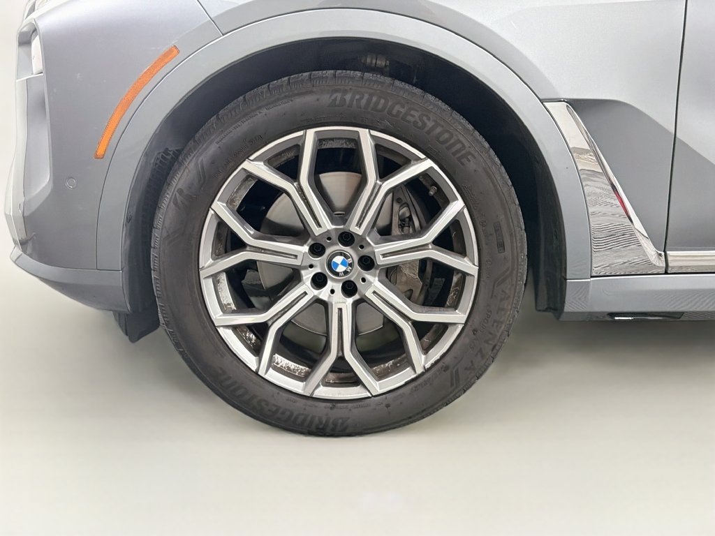 Used 2025 BMW X7 xDrive40i AWD/4WD image 34