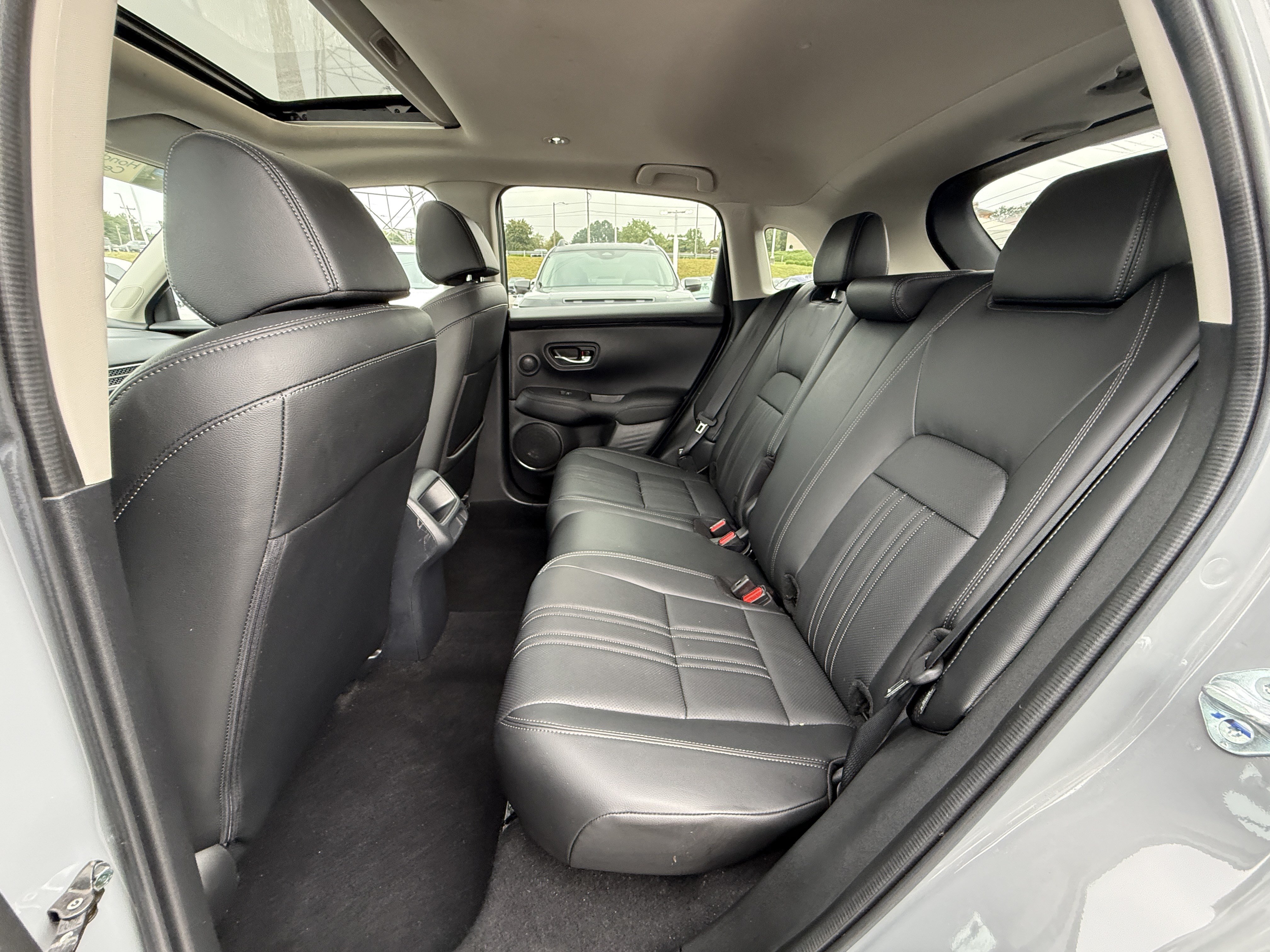 Certified 2026 Honda HR-V EX-L image 31