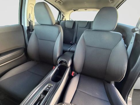 Used 2019 Honda HR-V LX image 13