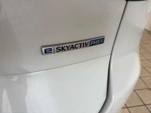 Used 2024 MAZDA CX-90 Plug-In Hybrid w/ Preferred AWD/4WD image 24