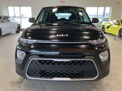 Used 2022 Kia Soul LX w/ Technology Package image 2