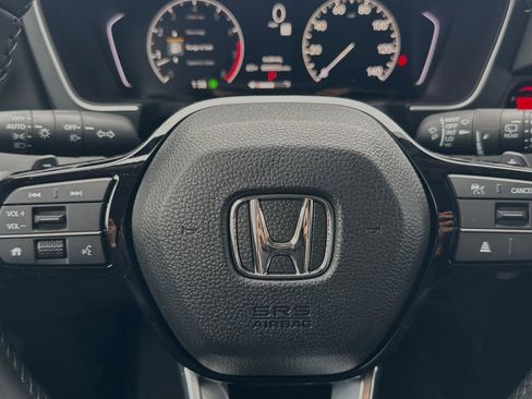 New 2025 Honda Pilot Touring image 26