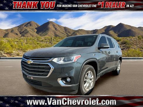 Used 2020 Chevrolet Traverse LT FWD image 1