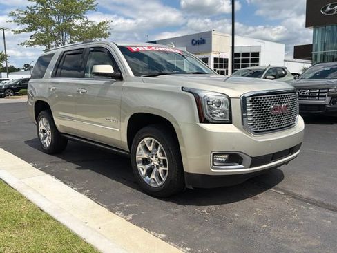 Used 2017 GMC Yukon Denali w/ Open Road Package RWD image 2