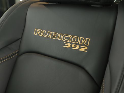 Used 2025 Jeep Wrangler Unlimited Rubicon 392 image 8