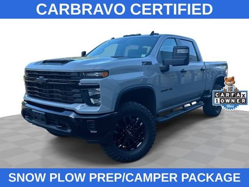 Used 2025 Chevrolet Silverado 2500 Custom w/ Custom Value Package AWD/4WD image 1