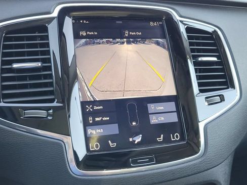 Used 2017 Volvo XC90 T6 Momentum w/ Vision Package AWD/4WD image 18
