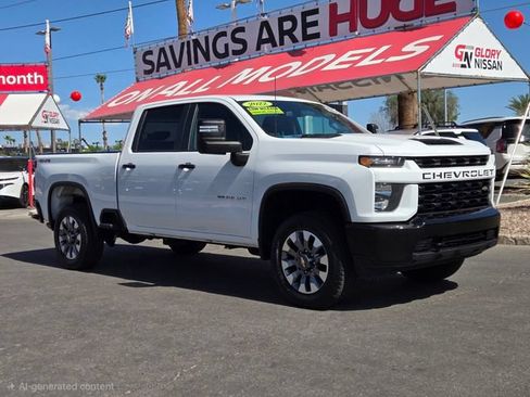 Used 2022 Chevrolet Silverado 2500 Custom w/ Custom Convenience Package AWD/4WD image 3
