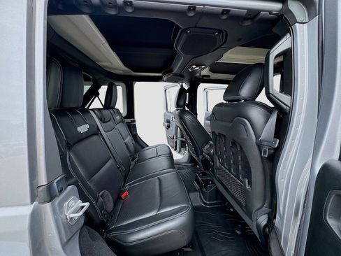 Used 2020 Jeep Wrangler Unlimited Rubicon image 23