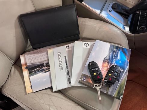 Used 2013 Volvo XC90 3.2 FWD image 25