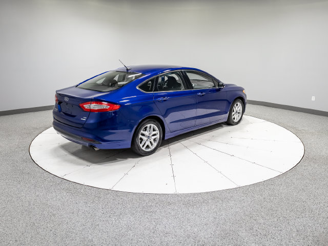 Used 2013 Ford Fusion SE FWD image 27