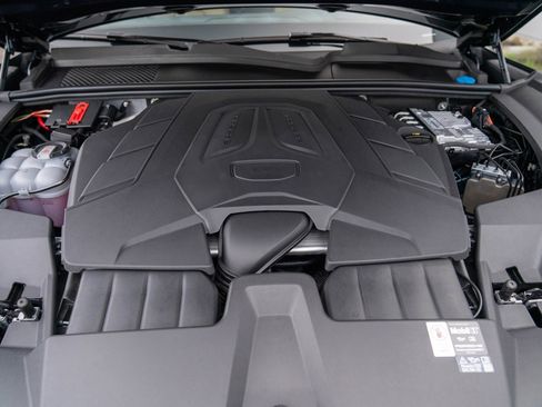 New 2026 Porsche Cayenne image 28