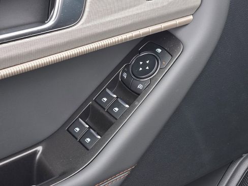 New 2026 Ford Explorer Active image 23