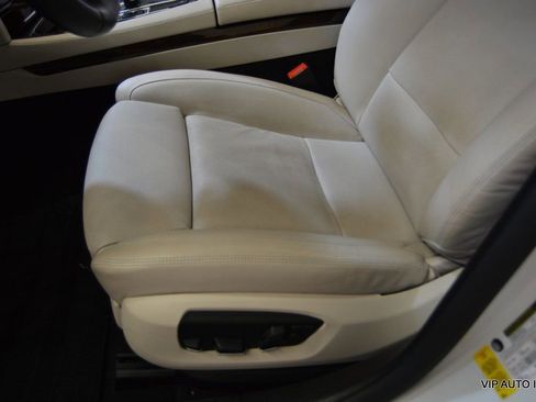 Used 2014 BMW 740i image 17