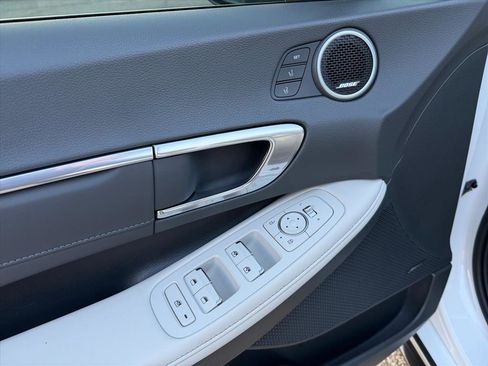 Used 2023 Hyundai Sonata Limited image 12