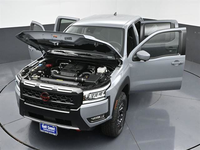 Used 2025 Nissan Frontier PRO-4X w/ Pro Convenience Package AWD/4WD image 41