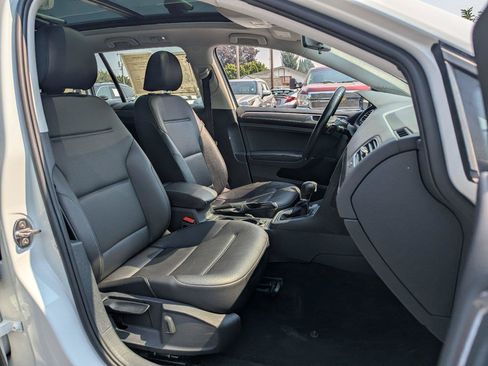 Used 2018 Volkswagen Golf Alltrack AWD/4WD image 34