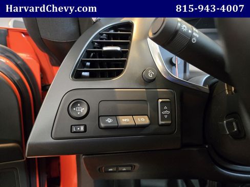 Used 2019 Chevrolet Corvette Stingray Convertible w/ 2LT Preferred Equipment Group RWD image 23