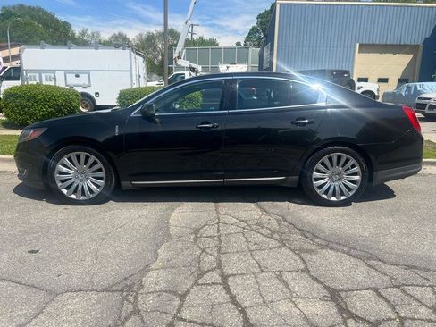 Used 2015 Lincoln MKS AWD w/ Equipment Group 101A image 5