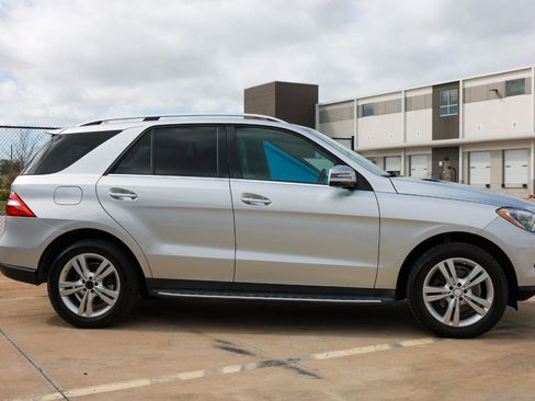 Used 2014 Mercedes-Benz ML 350 4MATIC w/ Premium 1 Package image 15