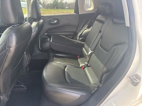 Used 2021 Jeep Compass Limited w/ Sun and Sound Group AWD/4WD image 7