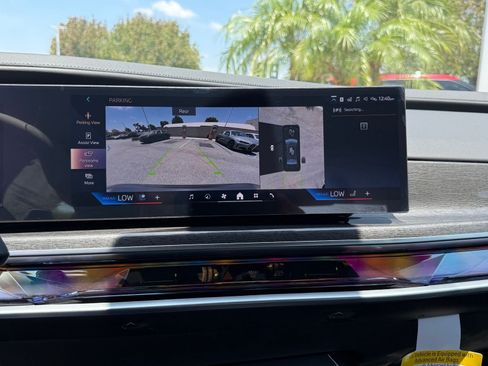 New 2026 BMW 740i w/ Premium Package RWD image 28