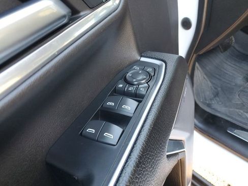 Used 2024 GMC Sierra 3500 Denali w/ Denali Reserve Package image 18