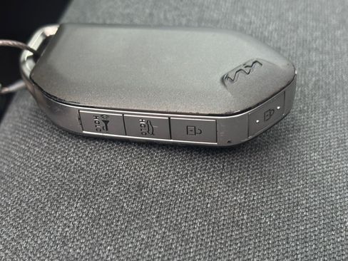 Used 2025 Kia K4 FWD image 21