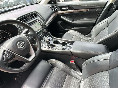 Used 2017 Nissan Maxima Platinum FWD image 23