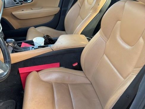 Used 2017 Volvo S90 T6 Inscription w/ Vision Package image 6