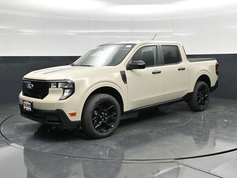 New 2025 Ford Maverick XLT w/ XLT Luxury Package AWD/4WD image 9