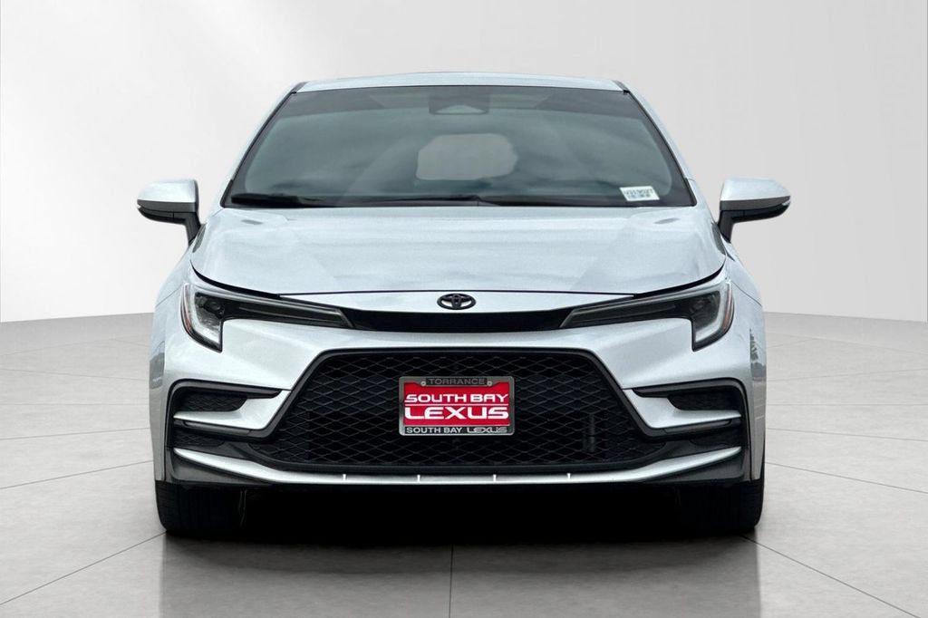 Used 2024 Toyota Corolla SE w/ SE Premium Package FWD image 9