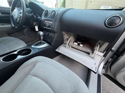 Used 2012 Nissan Rogue S FWD image 13