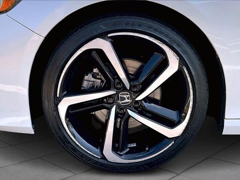 Used 2022 Honda Accord Sport image 10