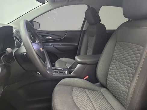Used 2019 Chevrolet Equinox LT FWD image 17