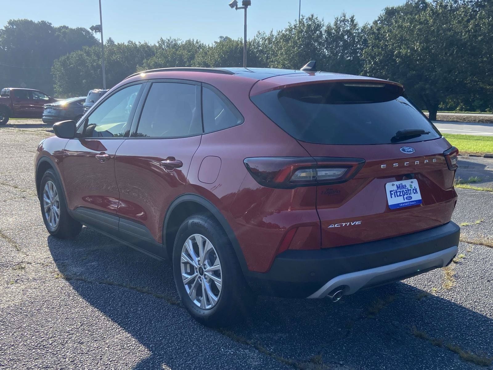 Used 2025 Ford Escape Active w/ Tech Pack #1 FWD image 5