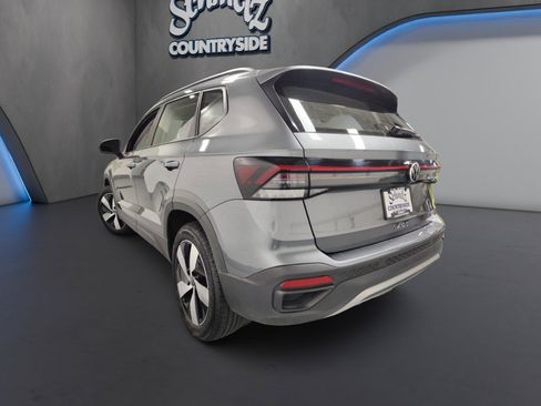 Used 2025 Volkswagen Taos S AWD/4WD image 10