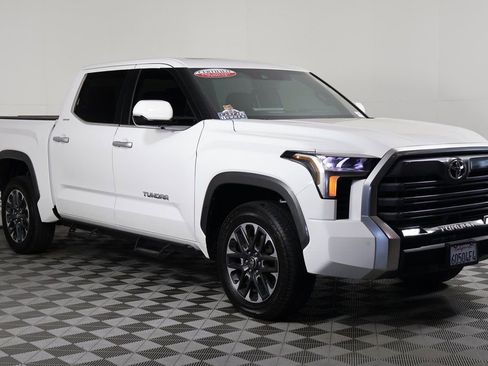 Used 2025 Toyota Tundra Limited image 3