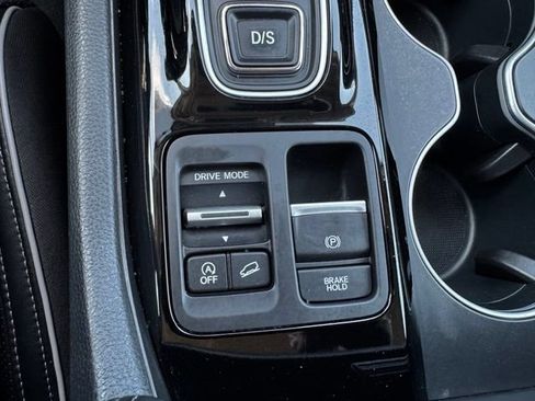 Used 2023 Honda Pilot Elite image 27