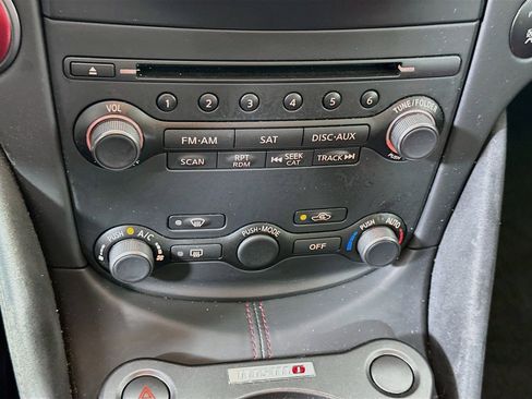 Used 2016 Nissan 370Z NISMO RWD image 24