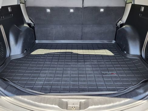 Used 2015 Toyota RAV4 XLE AWD/4WD image 36