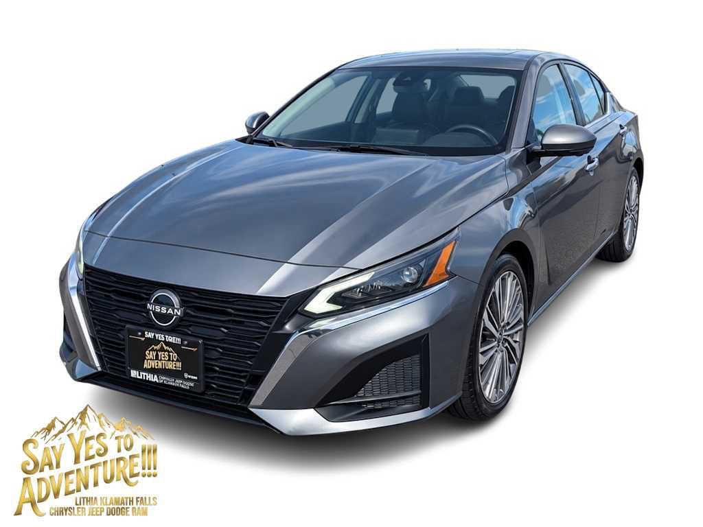Used 2023 Nissan Altima 2.5 SL FWD image 1