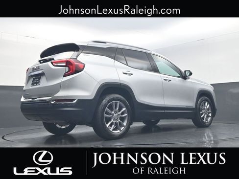 Used 2022 GMC Terrain SLT image 22