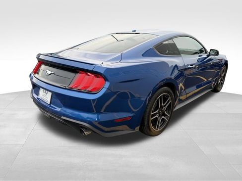 Used 2018 Ford Mustang Premium image 8