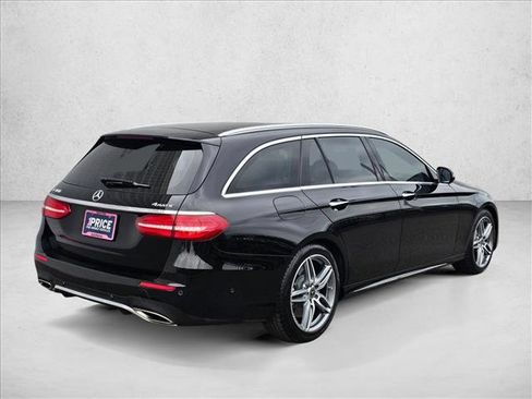 Used 2018 Mercedes-Benz E 400 4MATIC Wagon image 5
