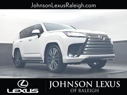 New 2026 Lexus LX 700h Luxury image 15