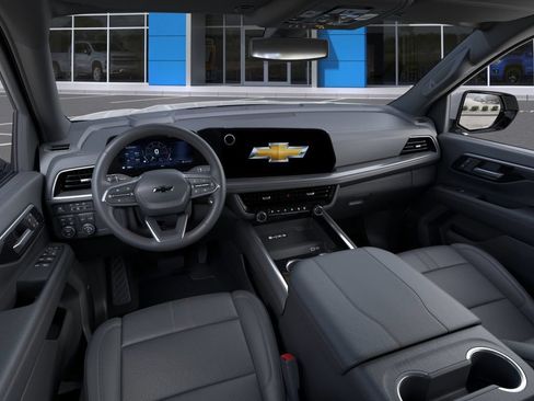 New 2026 Chevrolet Suburban RST w/ Comfort Package AWD/4WD image 18