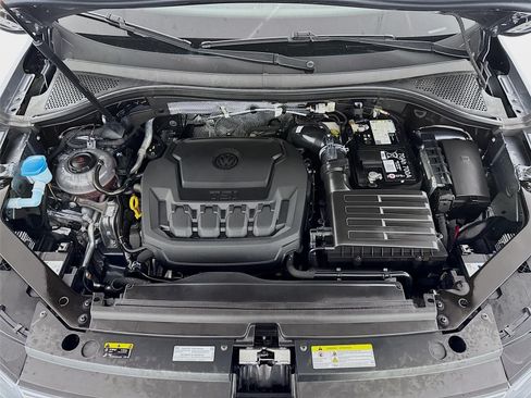 Used 2024 Volkswagen Tiguan SEL R-Line AWD/4WD image 32